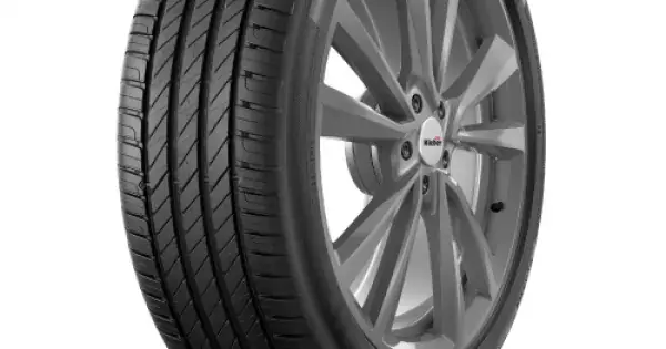 Premium KLEBER DYNAXER HP5 215/55 R17 98W