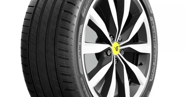 KORMORAN Summer 3 215/55 R17 98W Reducere de preț