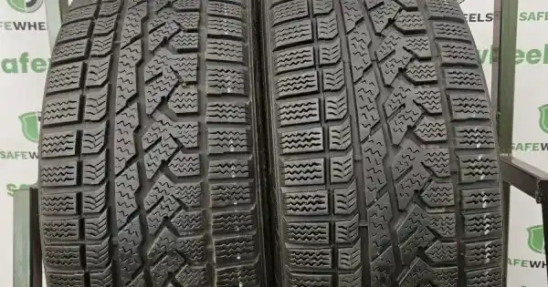 Preț redus KUMHO Asymetric I'zen rv 235/55 R18 100H