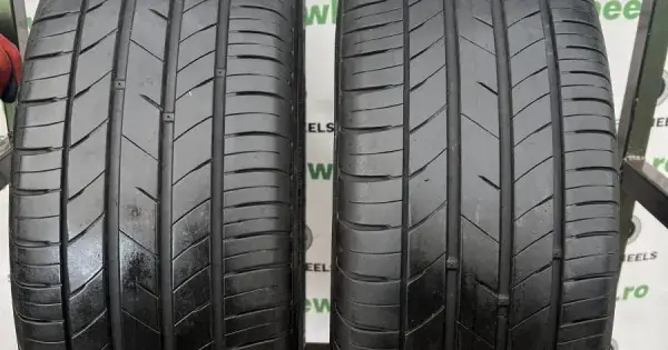 KUMHO Ecsta HS52 215/55 R17 98E Noutate