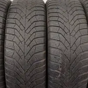 Livrare gratuită KUMHO WinterCraft WP52 215/65 R16 98H