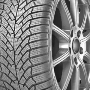 Retur ușor Kumho WinterCraft WP52+ 235/60 R18 107H