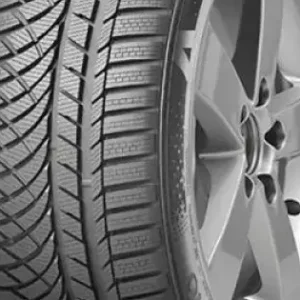 Ultima șansă Kumho WP72 255/40 R18 99V
