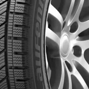 Reducere LAUFENN I fit van ly31 225/65 R16 112/110R