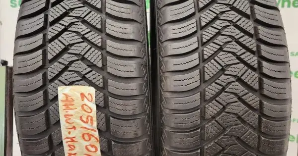 Cel mai vândut MAXXIS AL2 4AS 205/60 R15 95H