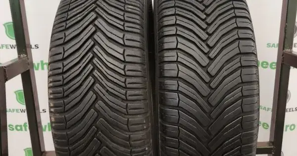 Reducere specială MICHELIN AGILI CROSSCLIMATE 185/60 R15 88V