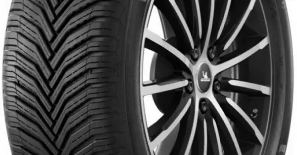 Reducere extra MICHELIN CROSSCLIMATE 2 SUV 255/55 R18 109W