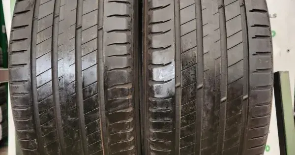 Lichidare de stoc MICHELIN LATITUDE SPORT 3 235/55 R18 100V