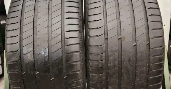 Retur gratuit MICHELIN LATITUDE SPORT 3 285/40 R20 108Y