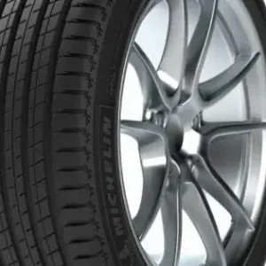 Vezi acum MICHELIN LATITUDE SPORT 3 VOL 235/55 R18 104V