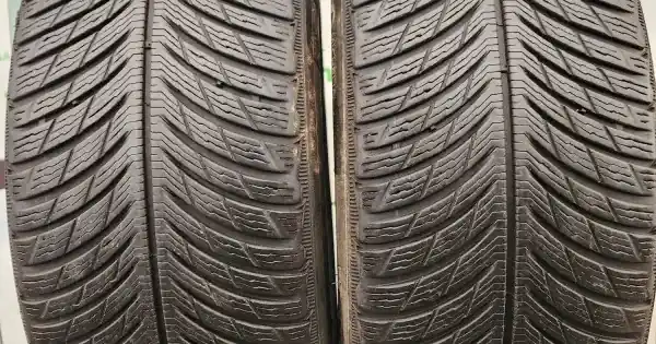 Reducere MICHELIN PILOT ALPIN 5 235/55 R17 103V