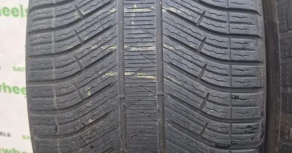 MICHELIN Pilot alpin 5 suv 295/40 R20 110V Vezi acum