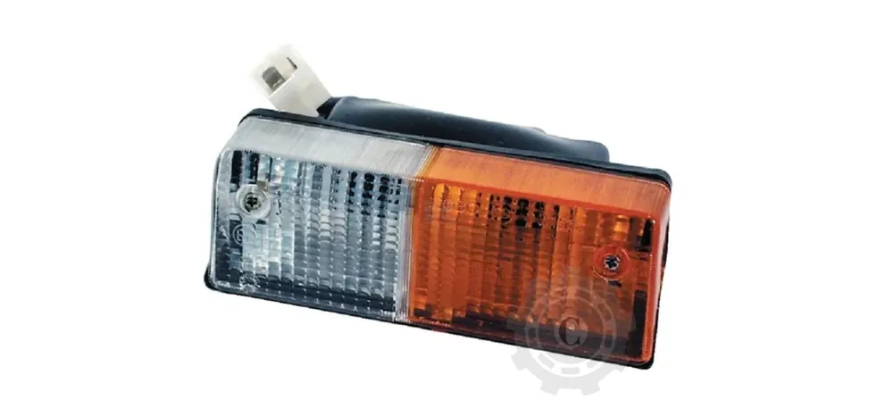 Comandă acum 03158000 LAMPA DE DELIMITARE SI SEMNALIZARE STANGA
