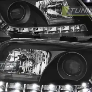 Disponibil imediat Faruri cu DRL pe fundal negru compatibil cu AUDI A6 06.01-05.04