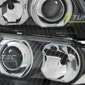 Faruri pe fundal negru compatibil cu AUDI A3 09.00-05.03 Ofertă specială
